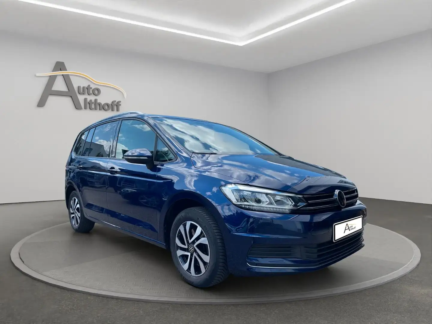 Volkswagen Touran 2.0TDI DSG 7 SITZ APP LED NAV KEYL ACC Blau - 1