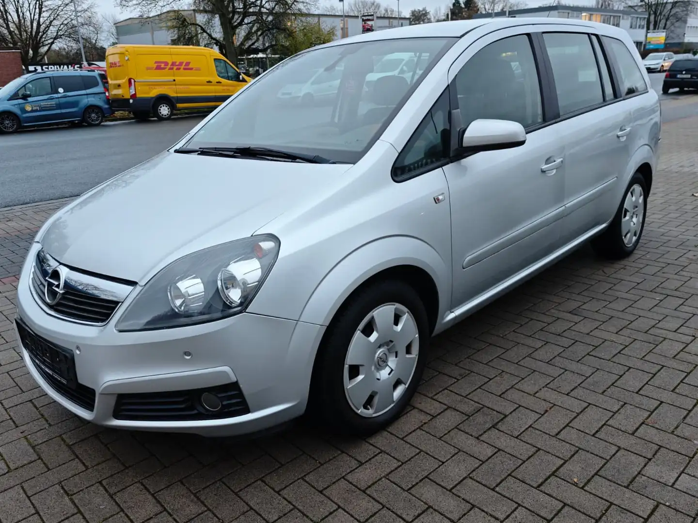 Opel Zafira Edition 7 Sitzer Argent - 2