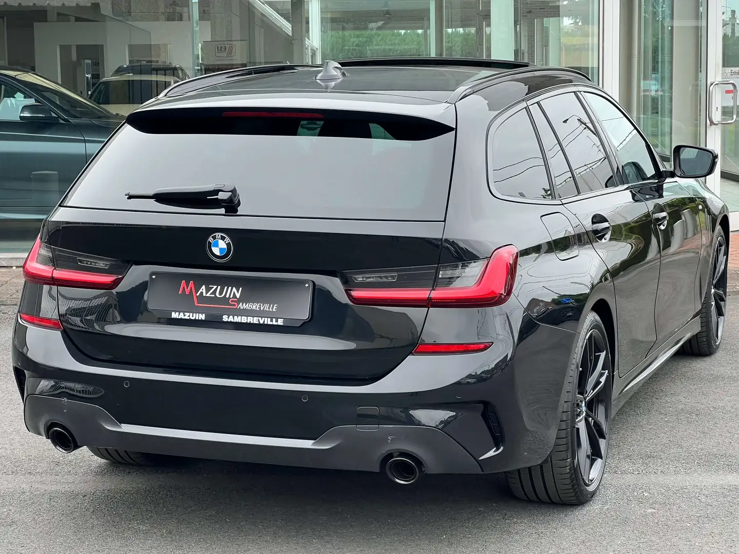 BMW 320 Touring dAS MHEV * Pack M * Toit Pano * Carnet Bmw Nero - 2
