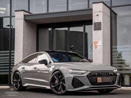 Audi RS7 Sportback 4.0 TFSI quattro / Ceramic / Matrix / Pa