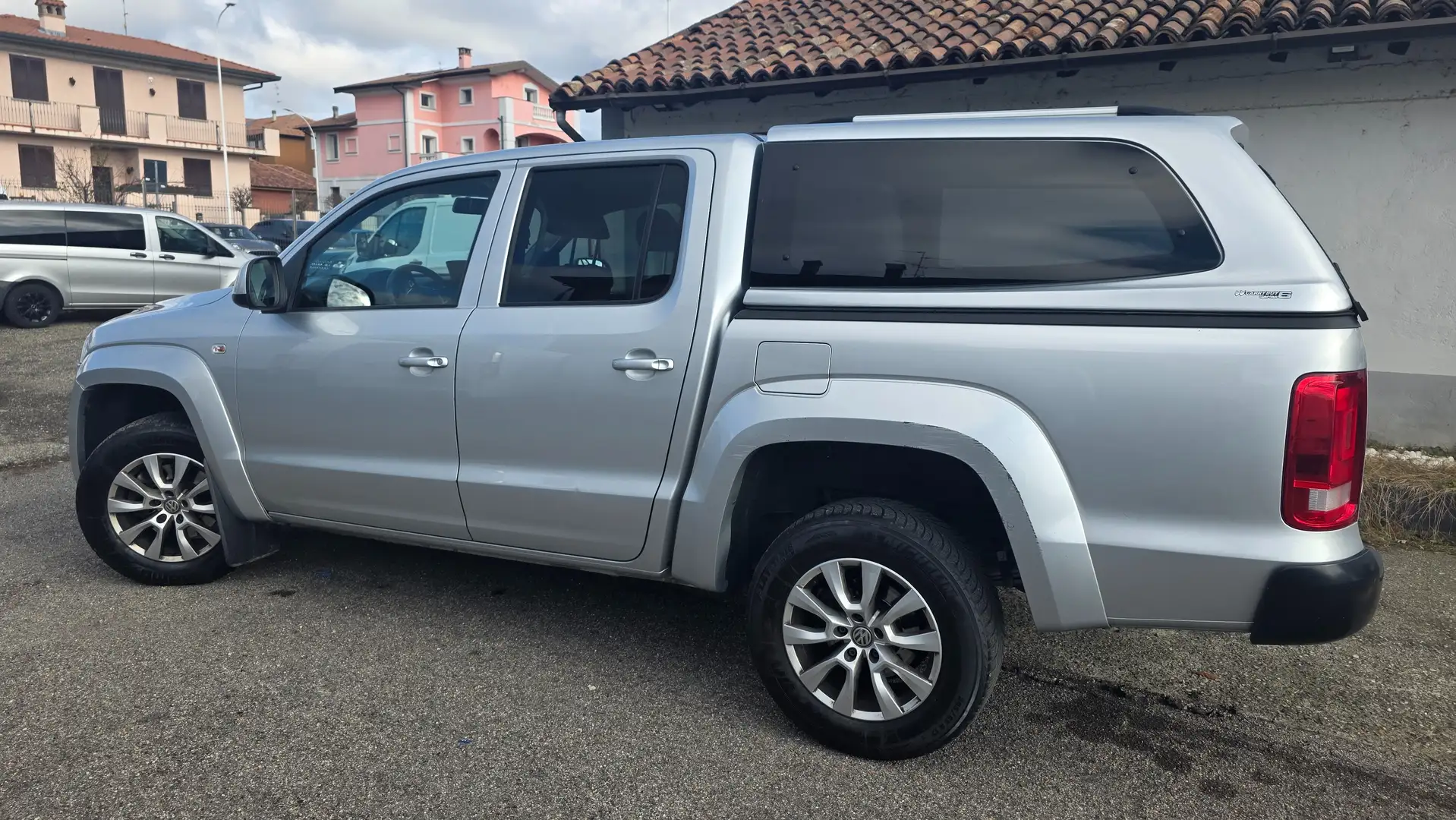 Volkswagen Amarok 3.0 V6 TDI 4MOTION aut. +Hard Top Zilver - 2