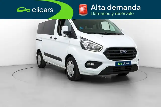 Ford Transit Custom view 3