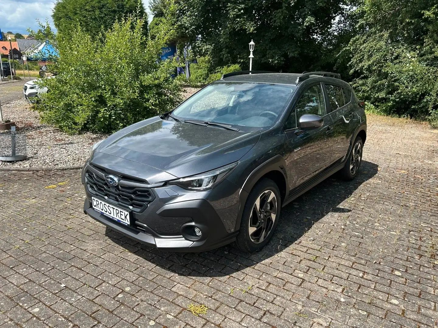 Subaru Crosstrek 2.0ie Active Lineartronic 4WD Grau - 1