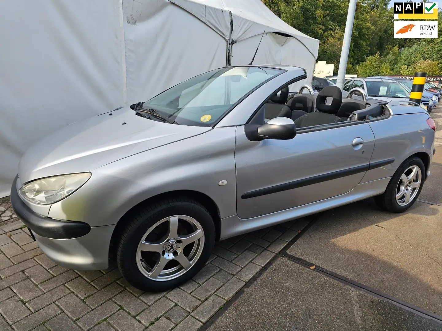 Peugeot 206 CC 1.6-16V *GEEN APK* loop/sloop/export Grau - 1