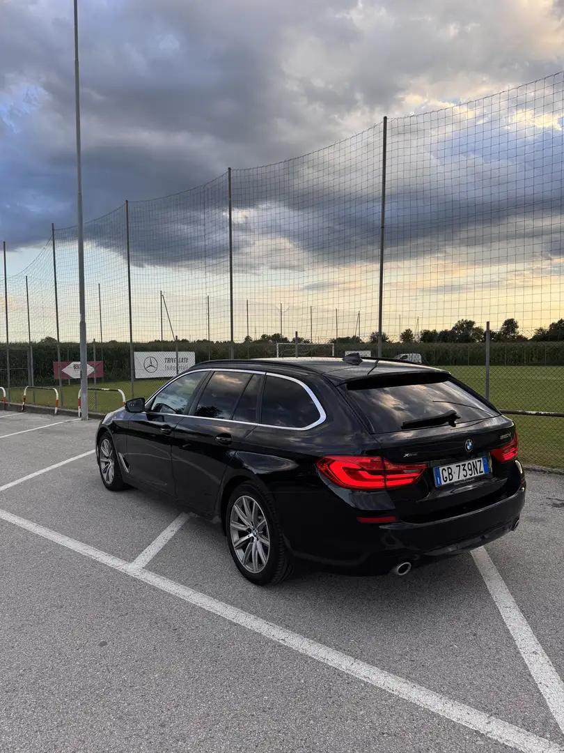 BMW 520 520d Touring xdrive Luxury auto - 2