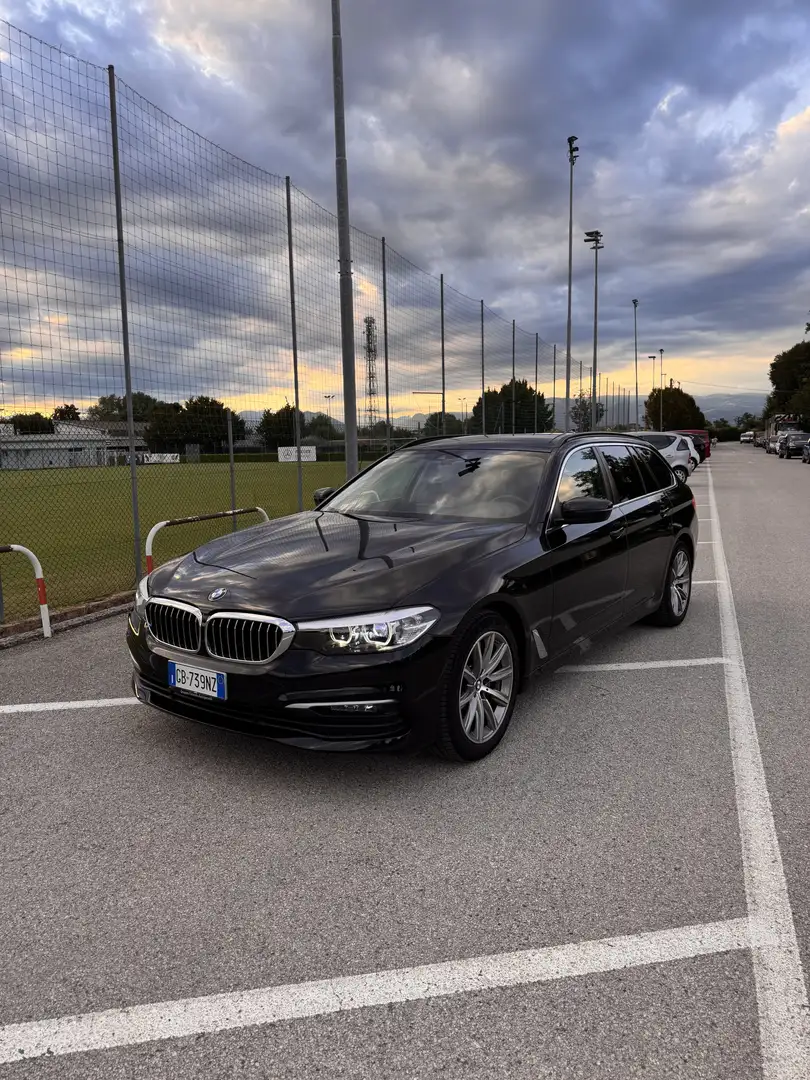 BMW 520 520d Touring xdrive Luxury auto - 1