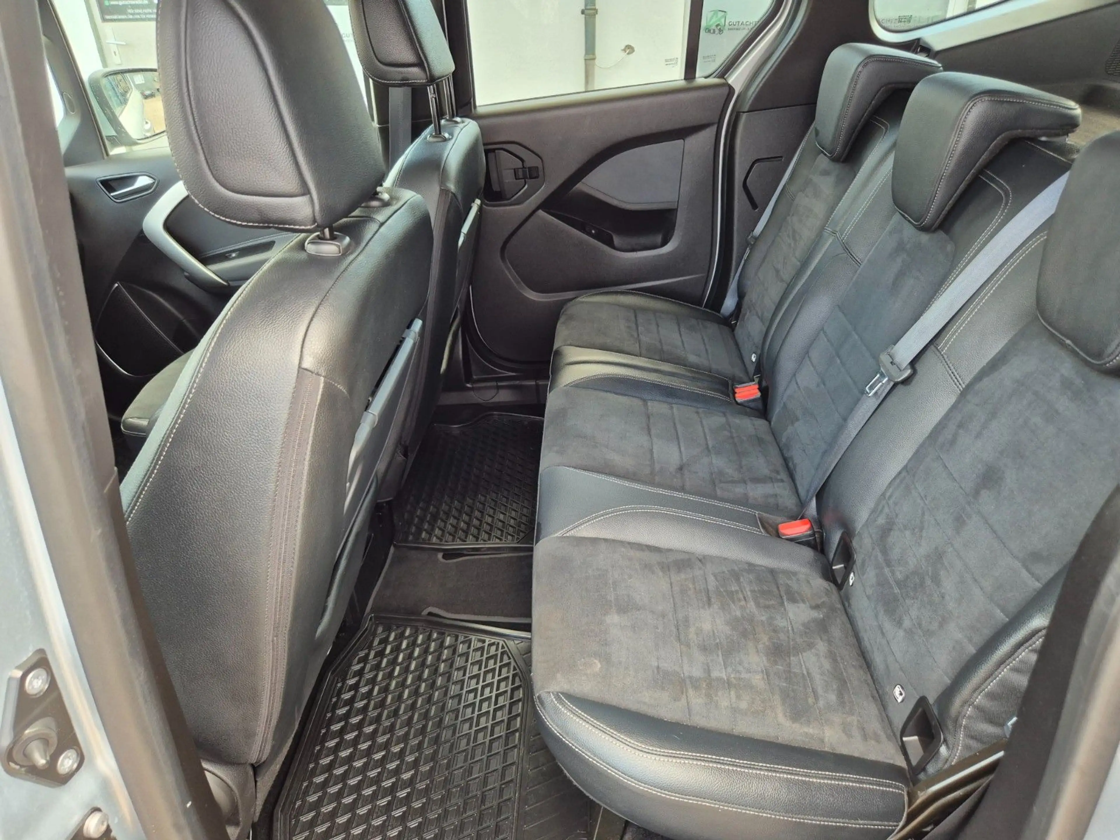 Mercedes-Benz T-Class -180*NAVI*Leder*Xenon* — photo 8