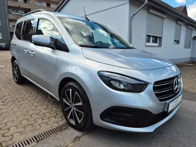 Mercedes-Benz Classe T -180*NAVI*Leder*Xenon*