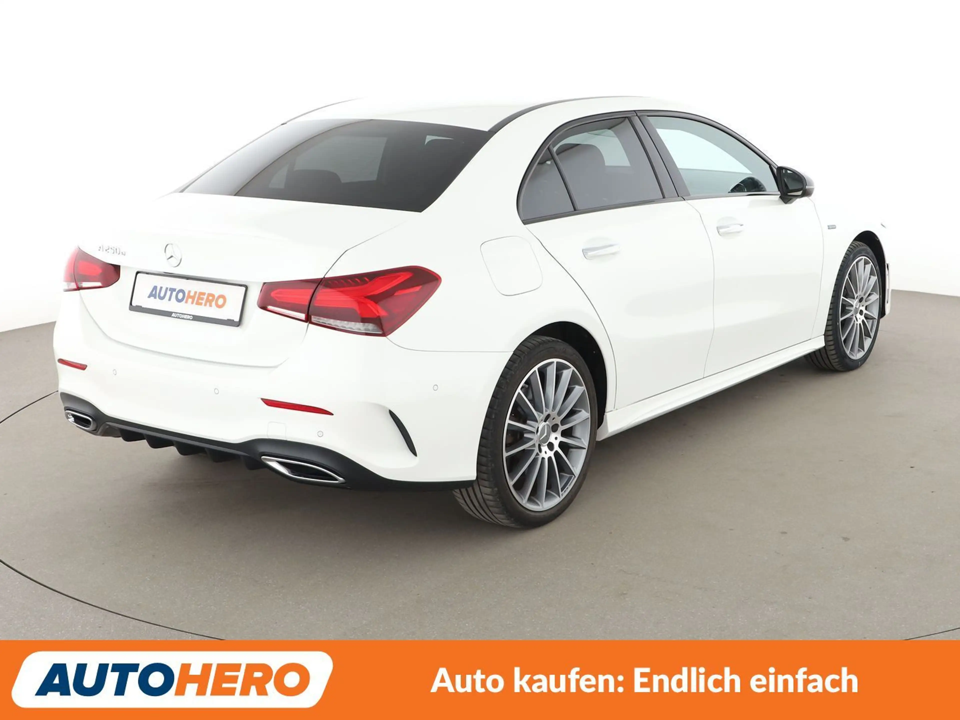 Mercedes-Benz A 250 A 250e AMG Line Aut.*360CAM*ACC*NAVI*SHZ*PDC* — photo 6