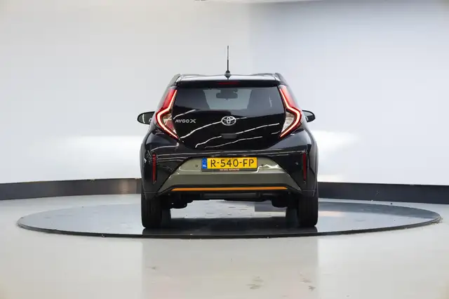 Toyota Aygo X view 22