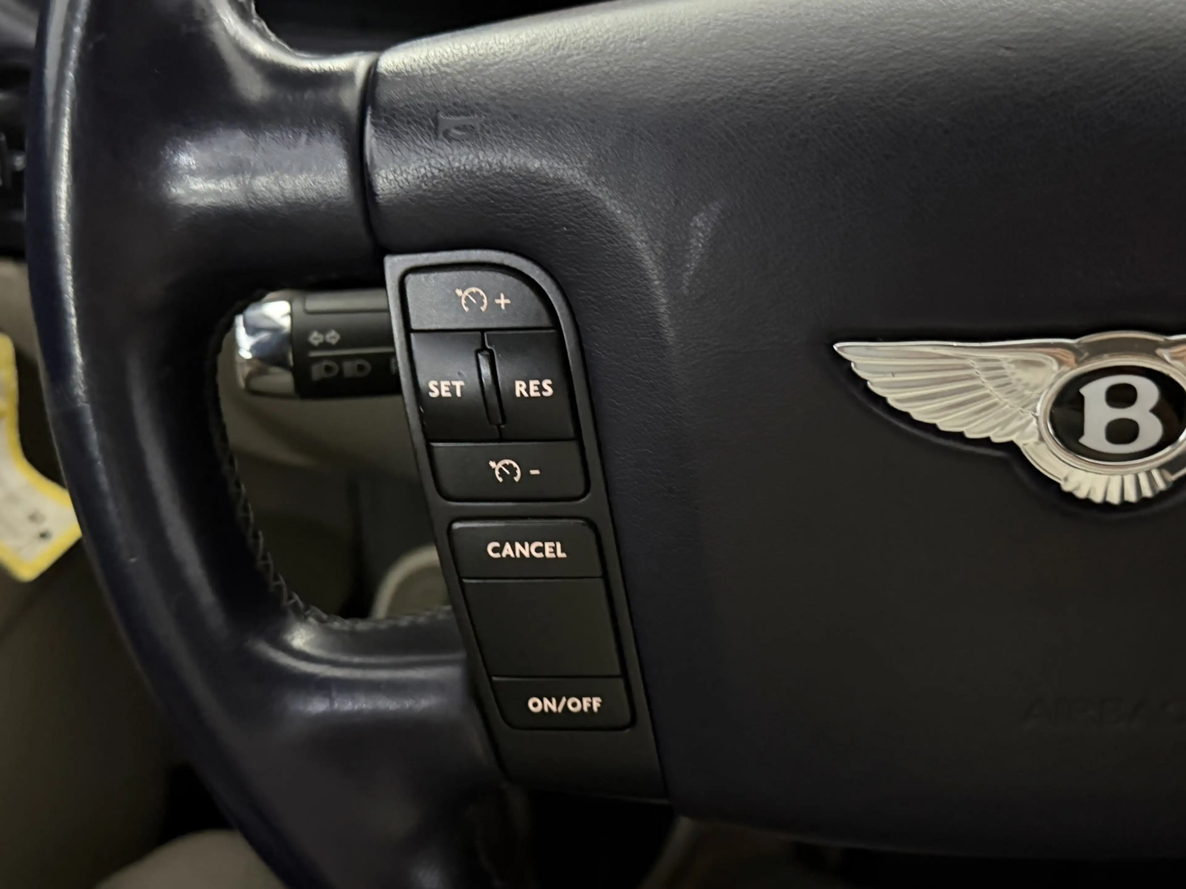Bentley Continental GT 6.0 W12 Leder, Luchtvering, Navi, Cruise control, — photo 22