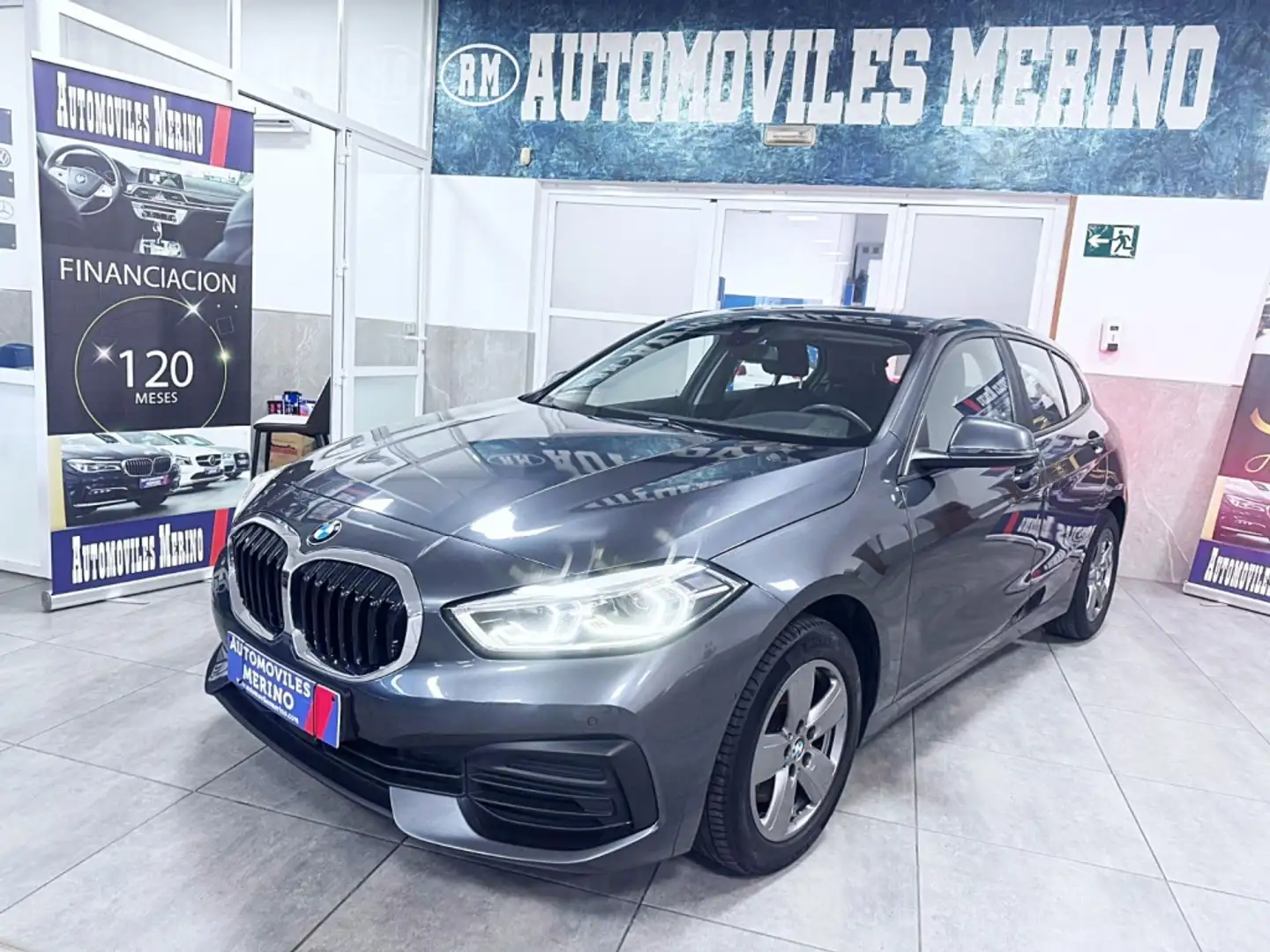 BMW 116 116dA Business Gris - 1