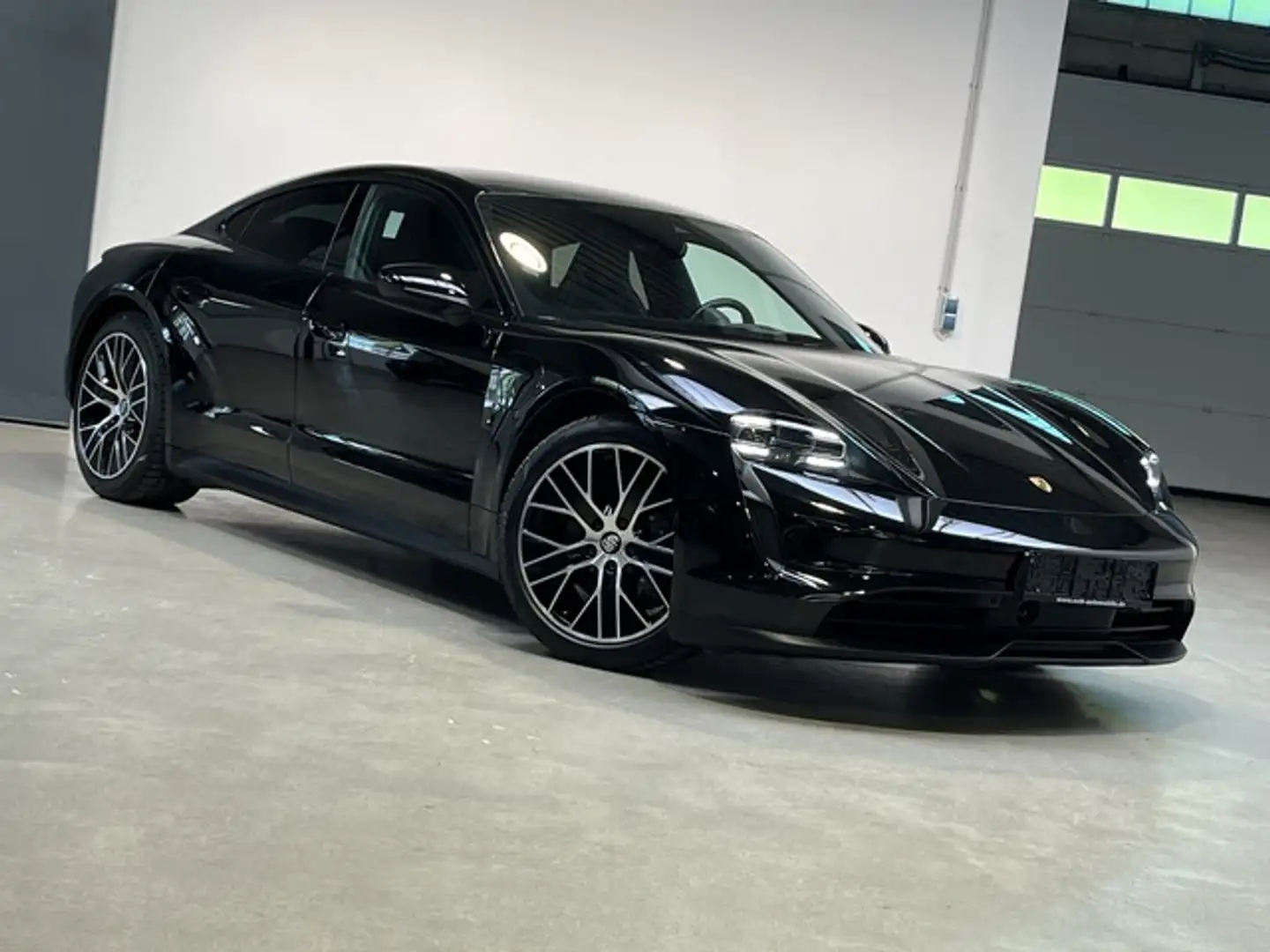 Porsche Taycan Panorama Chrono 1-Hand Scheckheft Noir - 2
