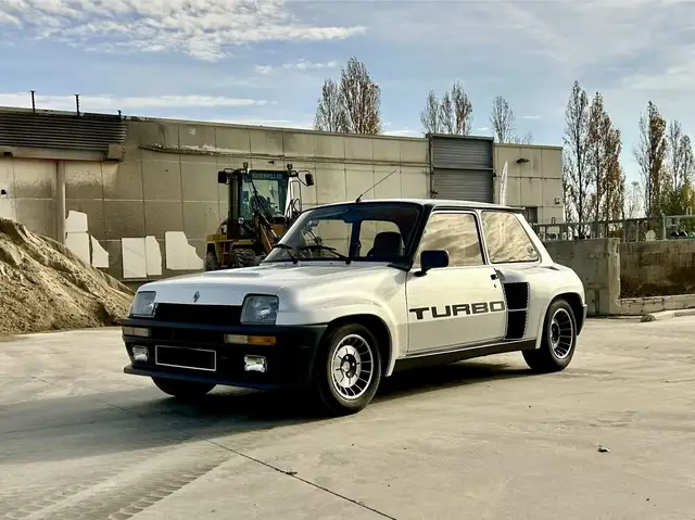 Renault TURBO