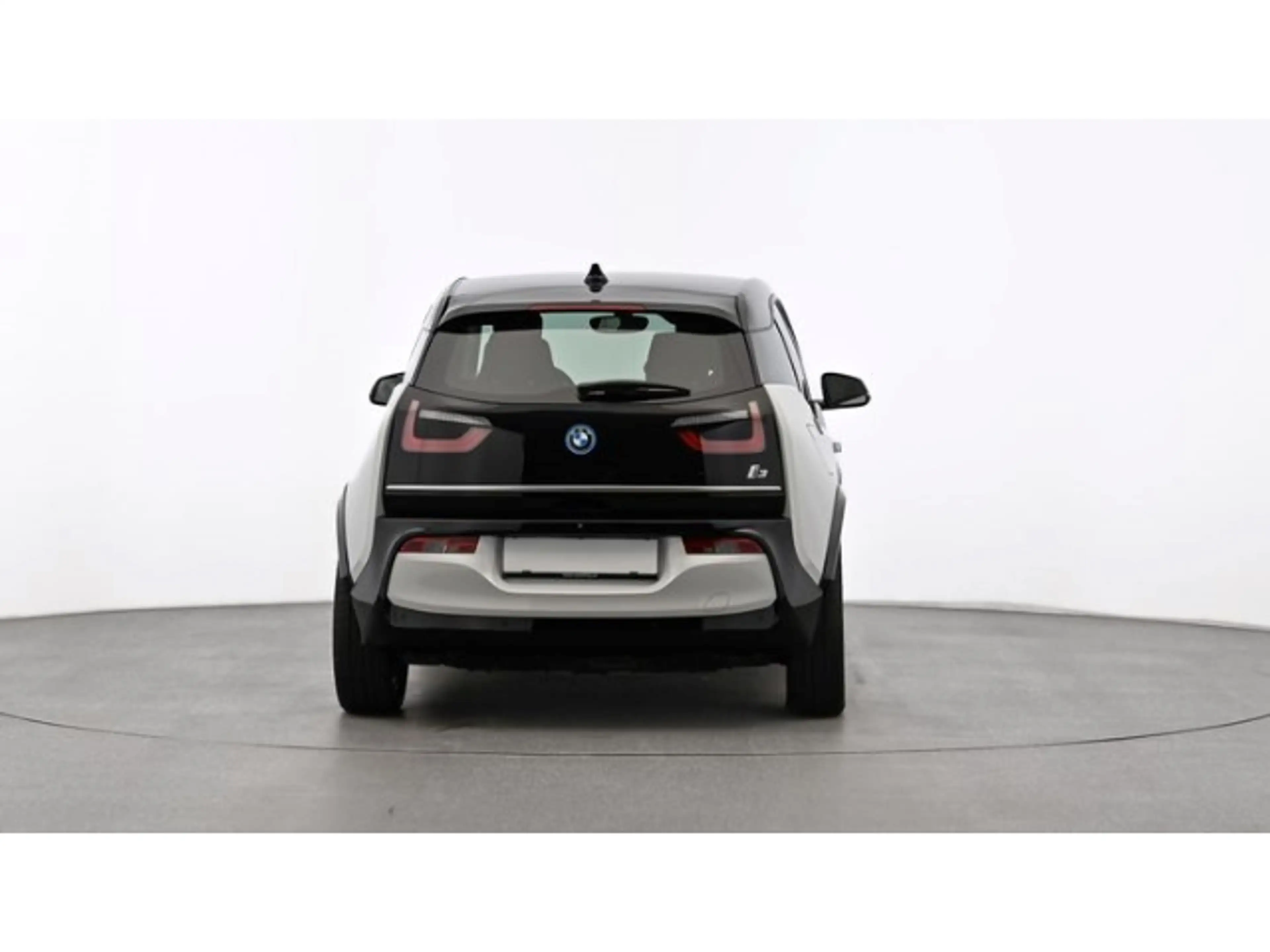 BMW i3 120Ah SPORTPAKET+KAMERA+PDC+SHZ+DAB+MFL+20''LM — photo 11