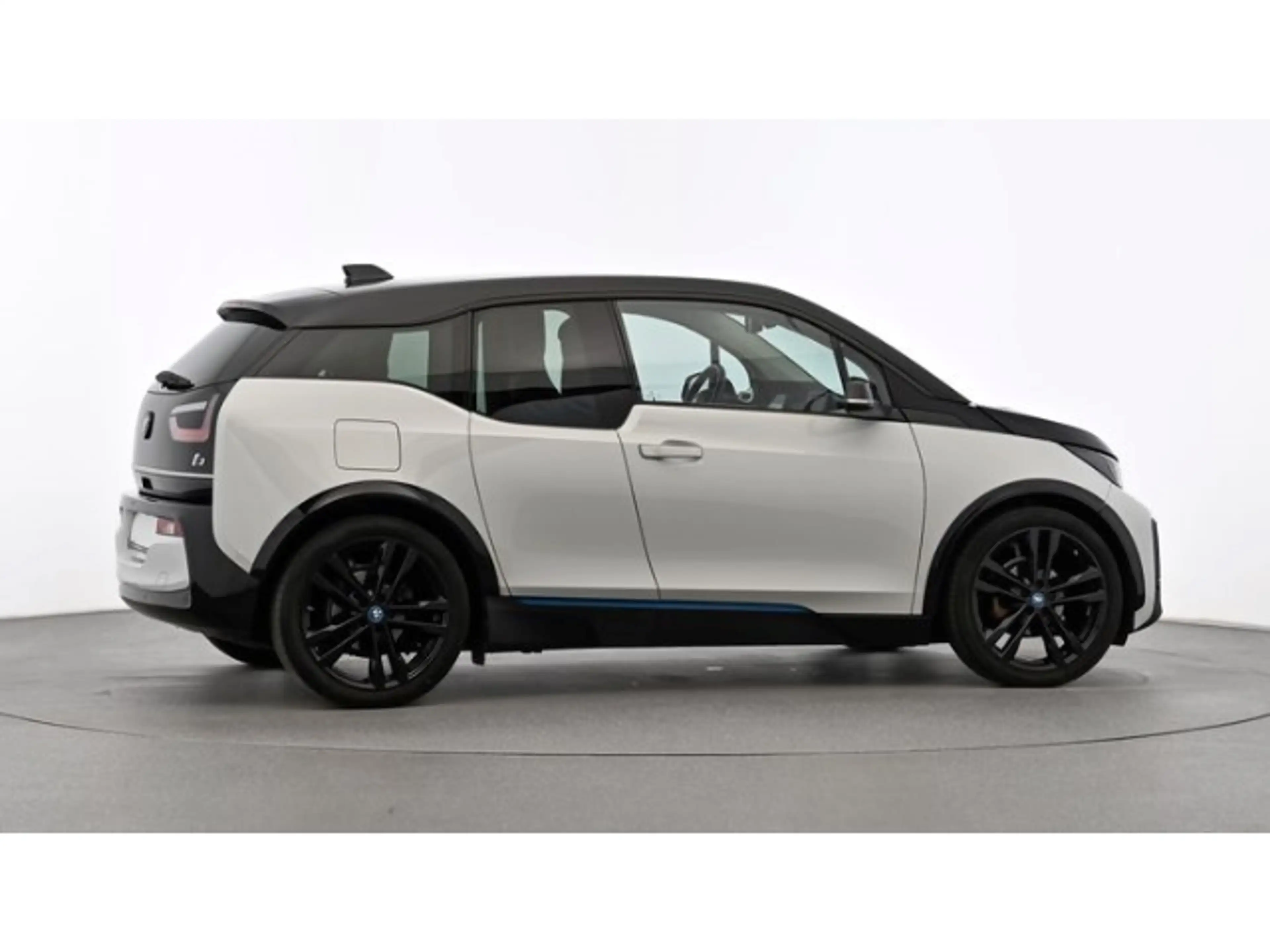 BMW i3 120Ah SPORTPAKET+KAMERA+PDC+SHZ+DAB+MFL+20''LM — photo 7