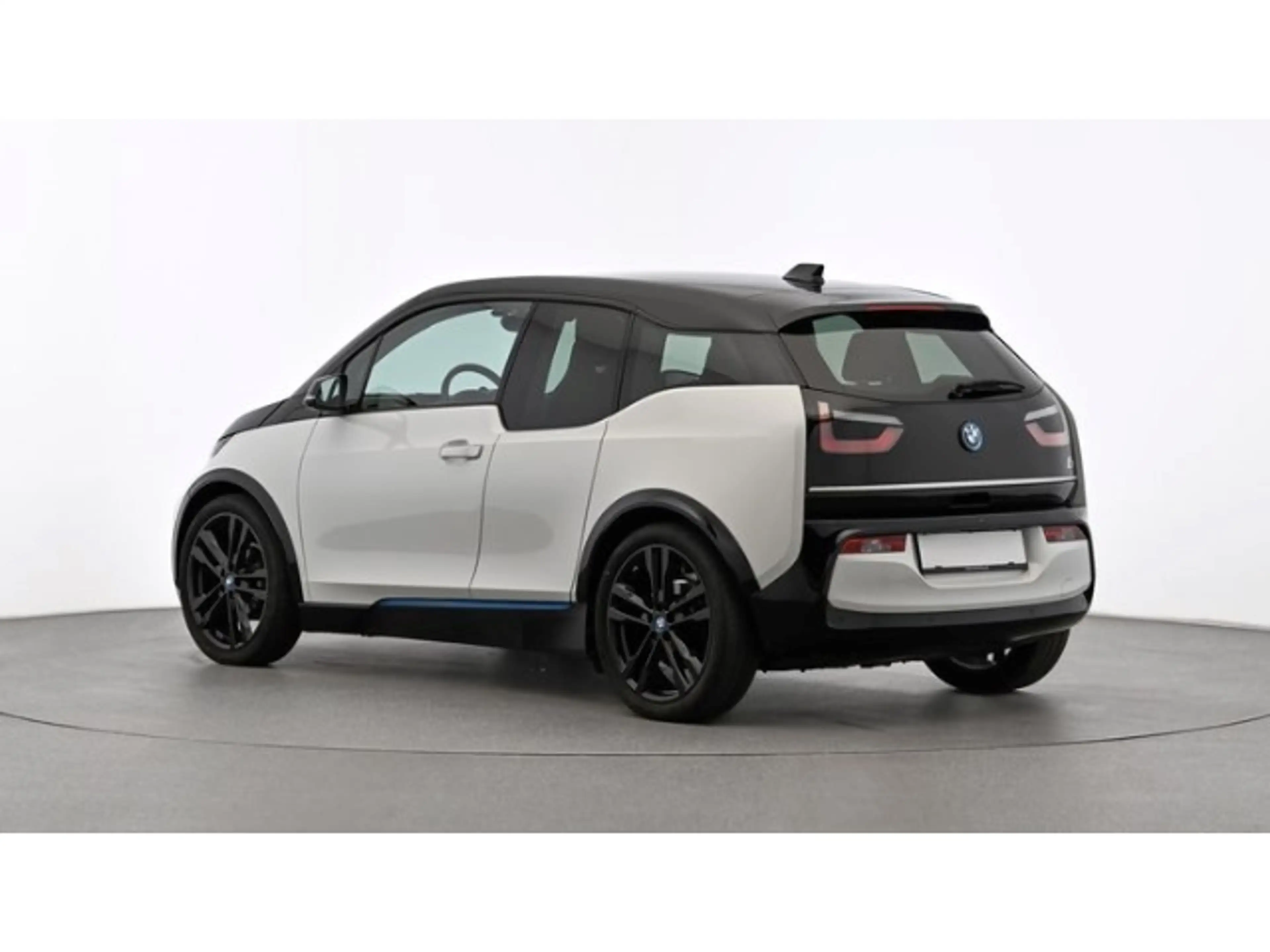 BMW i3 120Ah SPORTPAKET+KAMERA+PDC+SHZ+DAB+MFL+20''LM — photo 13