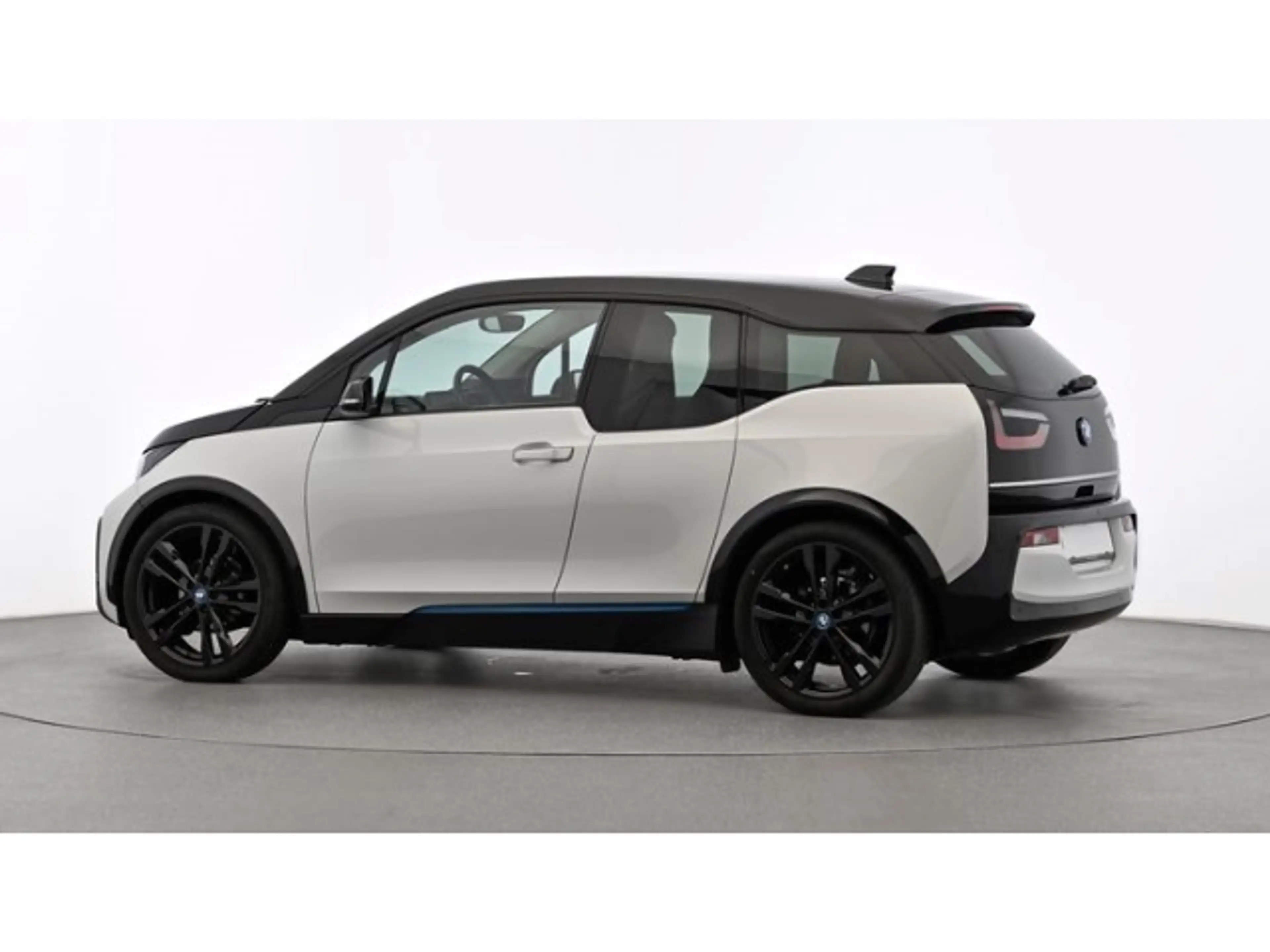 BMW i3 120Ah SPORTPAKET+KAMERA+PDC+SHZ+DAB+MFL+20''LM — photo 14