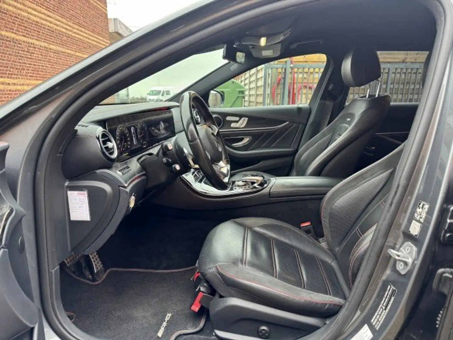 Mercedes-Benz E 43 AMG Mercedes E43 amg "LICHTE VRACHT" Full/401pk/2018/ Vert - 2