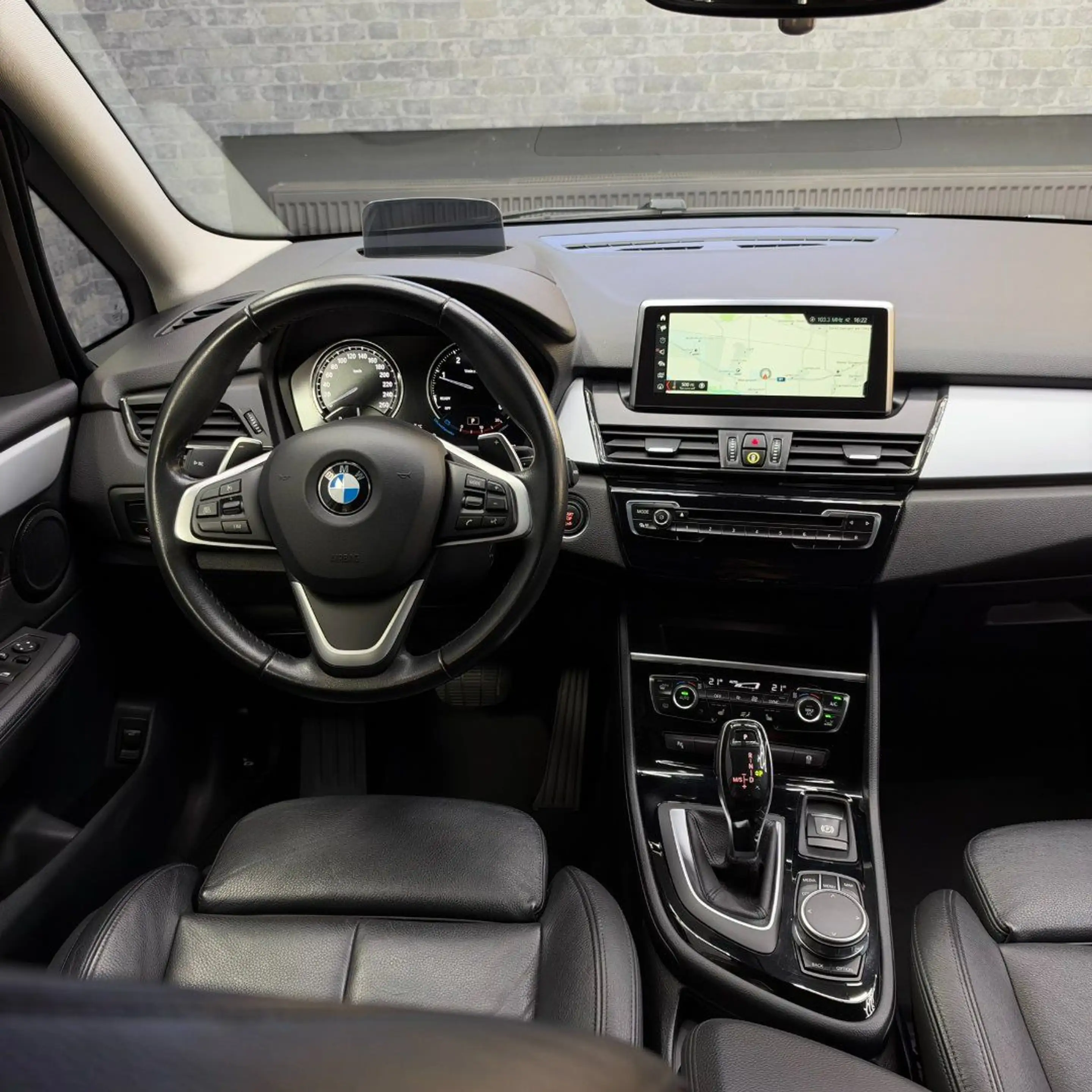 BMW 220 Gran Tourer - 220d xDrive Advantage — photo 8
