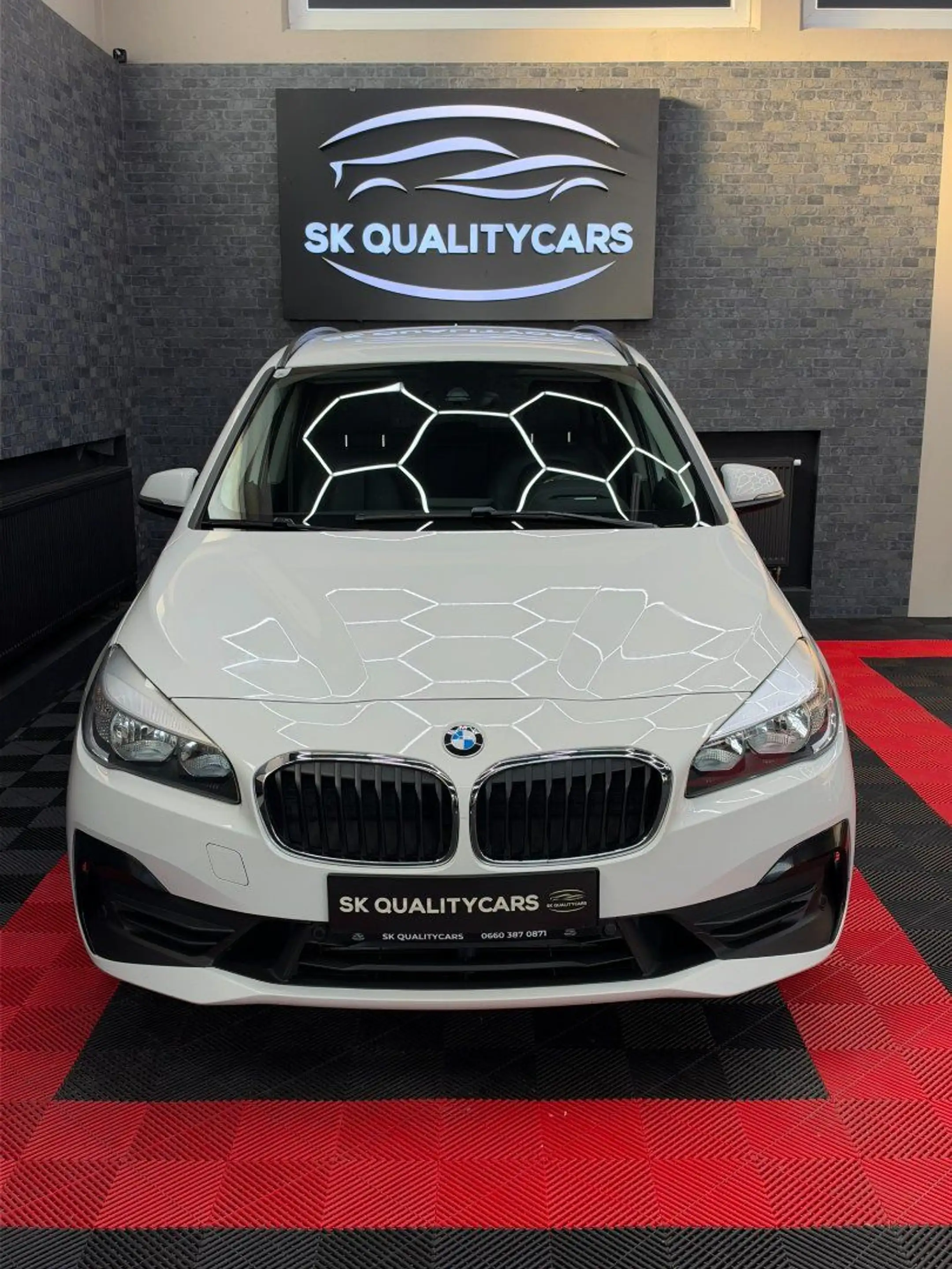 BMW 220 Gran Tourer - 220d xDrive Advantage — photo 14