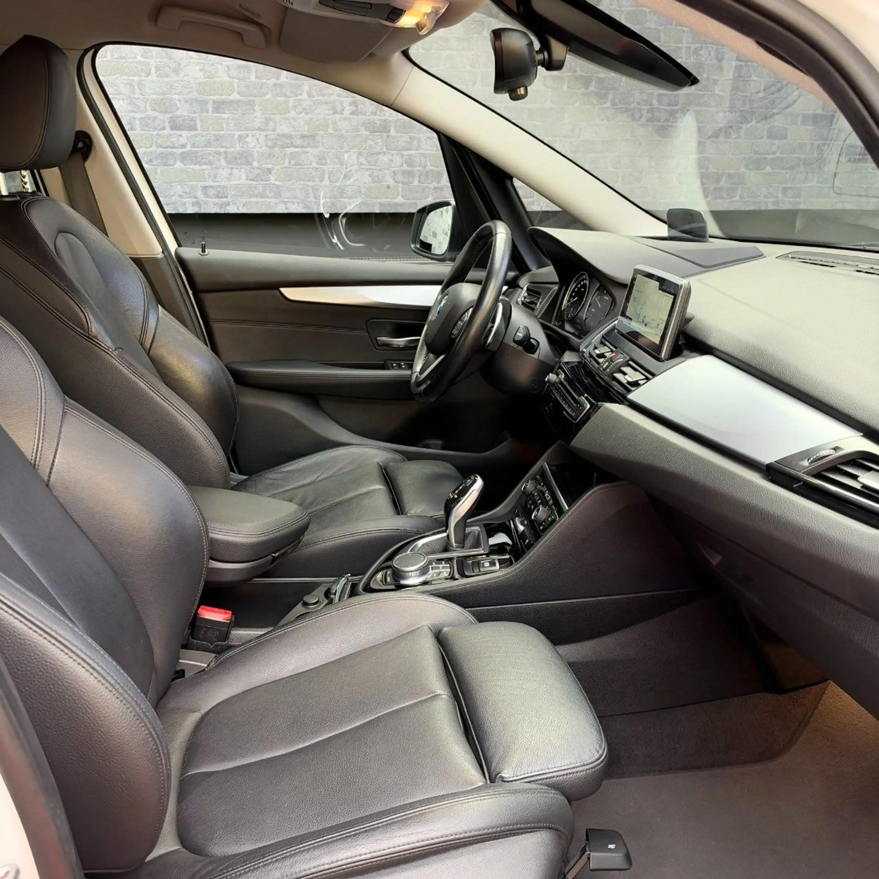 BMW 220 Gran Tourer - 220d xDrive Advantage — photo 7