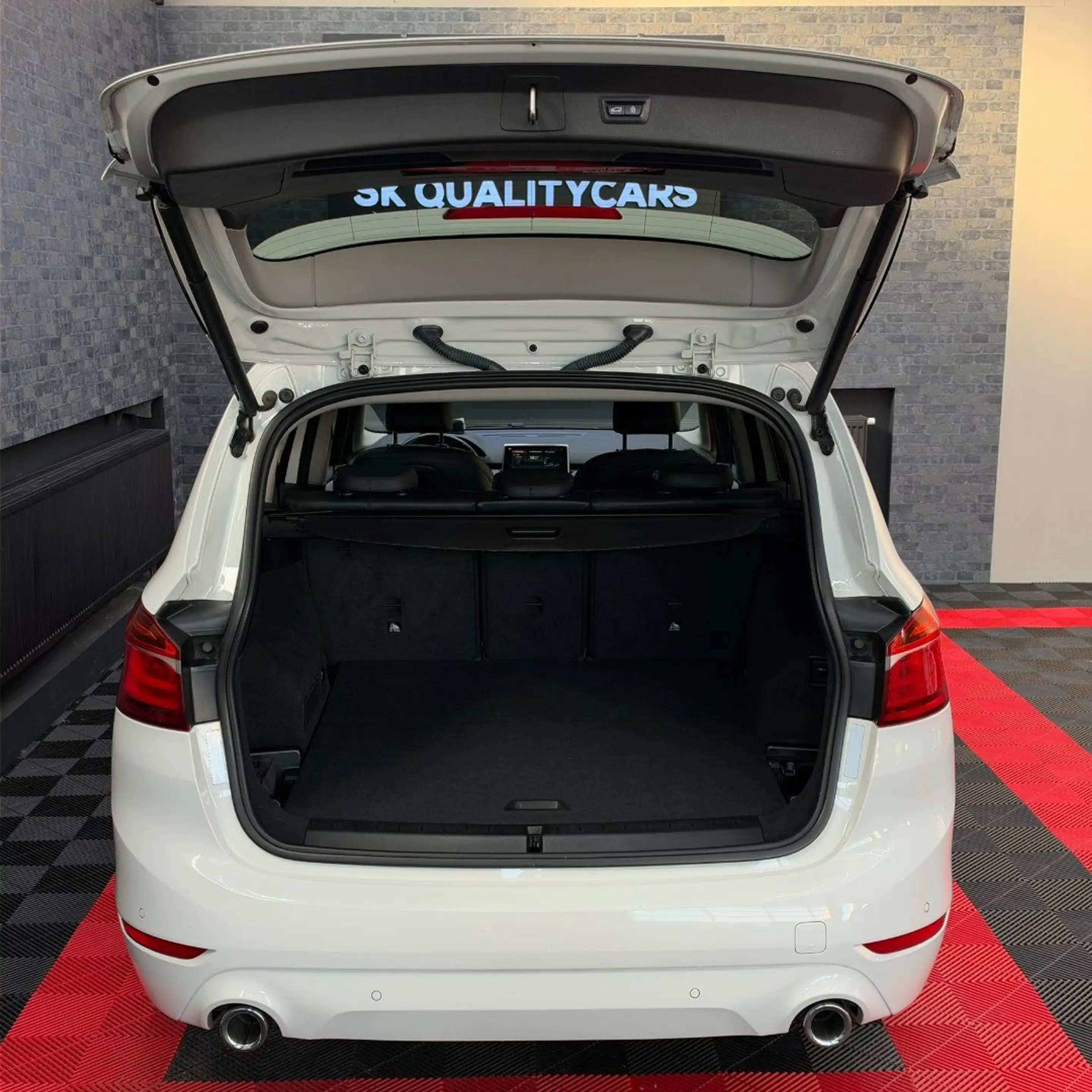 BMW 220 Gran Tourer - 220d xDrive Advantage — photo 5