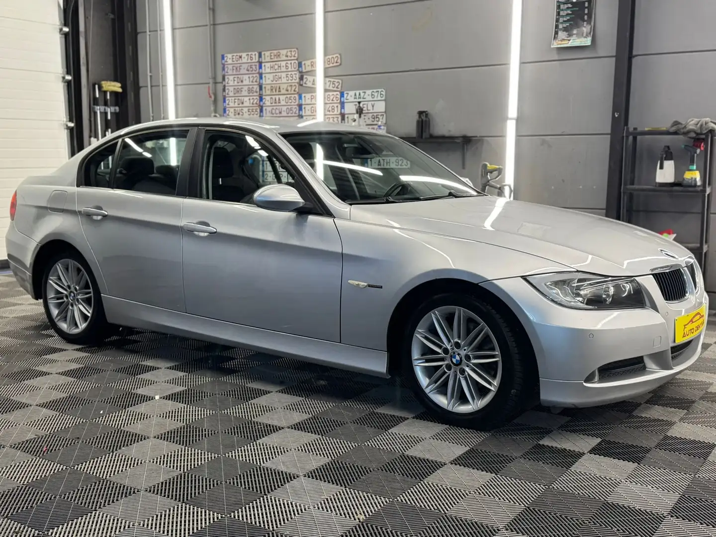 BMW 318 2.0D 253.500 Km Bj. 2008 Grijs - 2