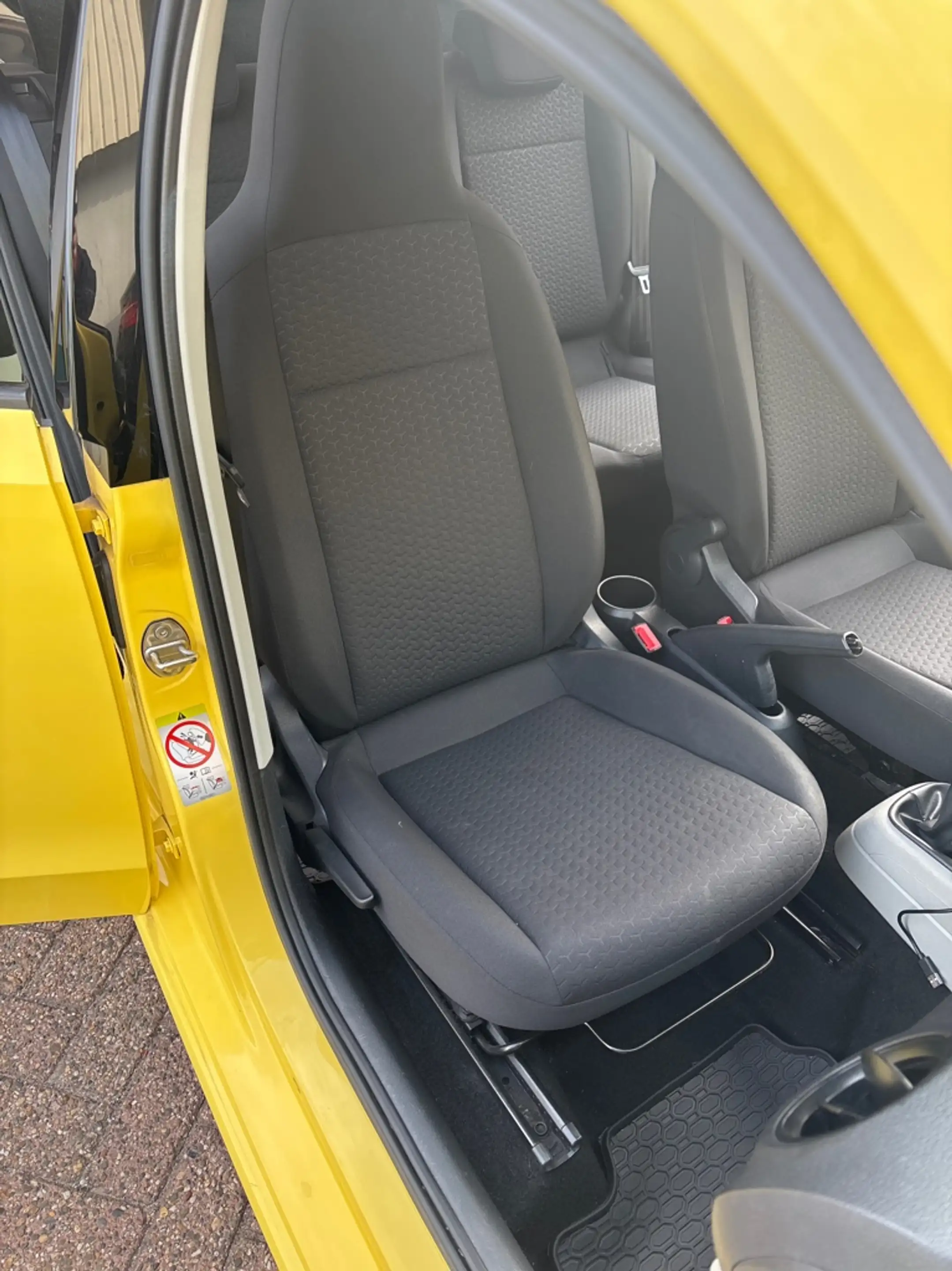 SEAT Mii 1.0 Style — photo 7