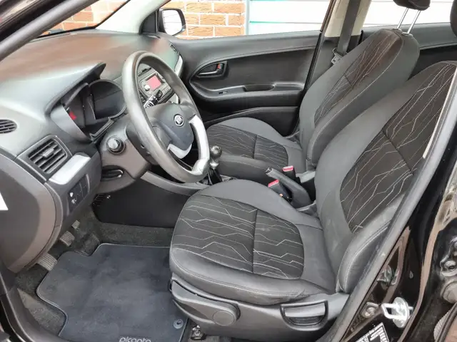 Kia Picanto view 5