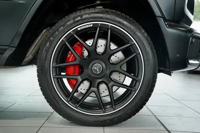 Mercedes-Benz G-Class view 7