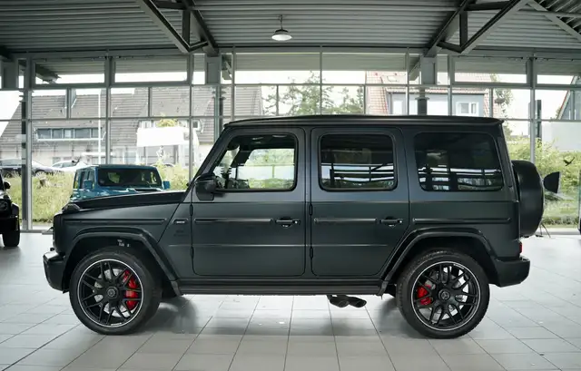 Mercedes-Benz G-Class view 11