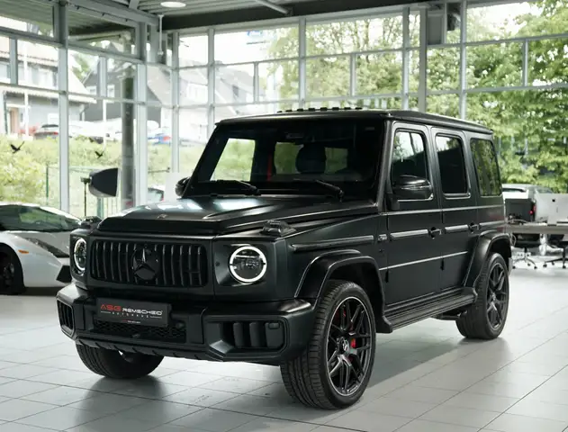 Mercedes-Benz G-Class view 4