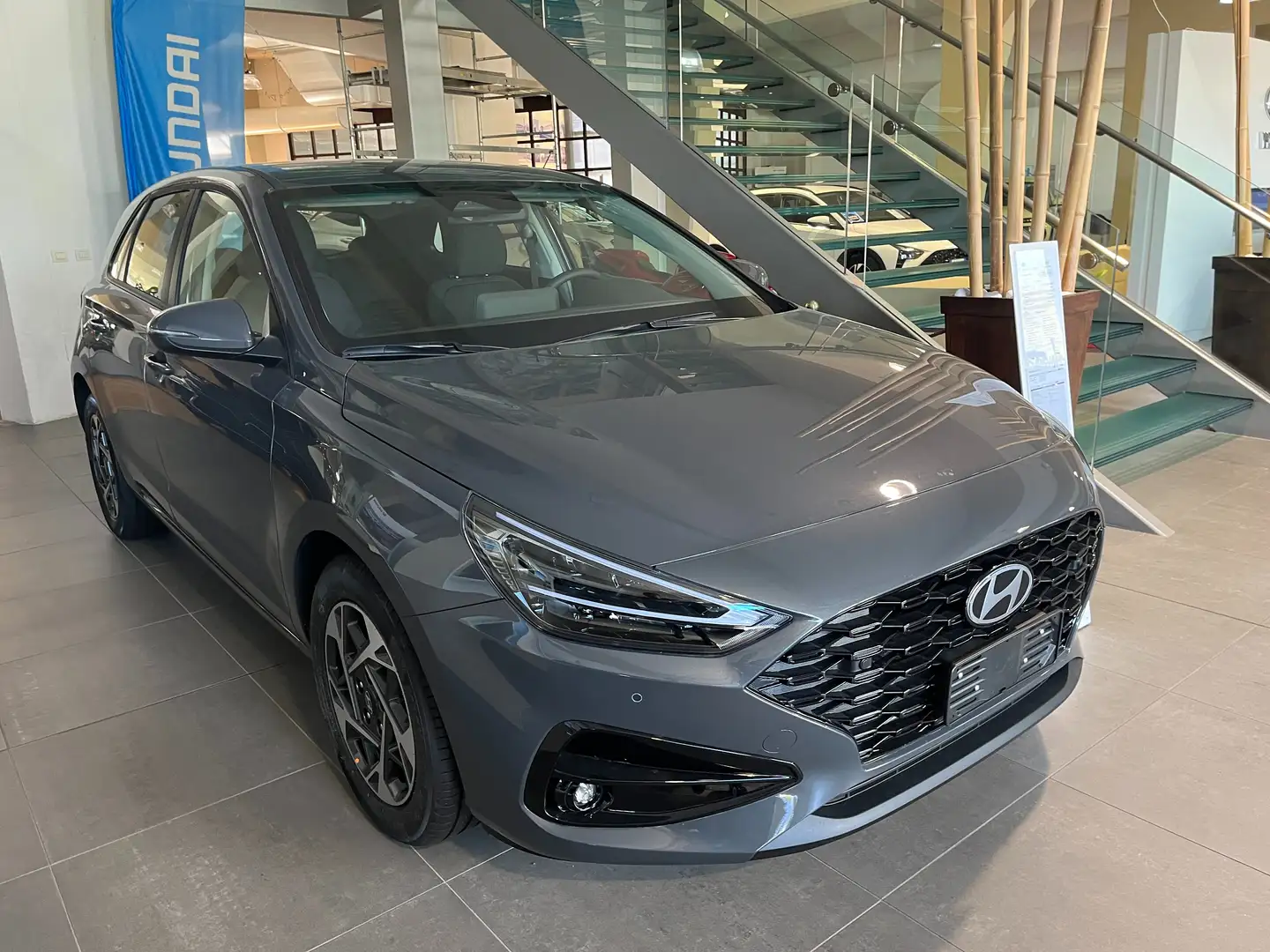 Hyundai i30 i30 1.0 t-gdi 48V Business 100cv dct Grigio - 1