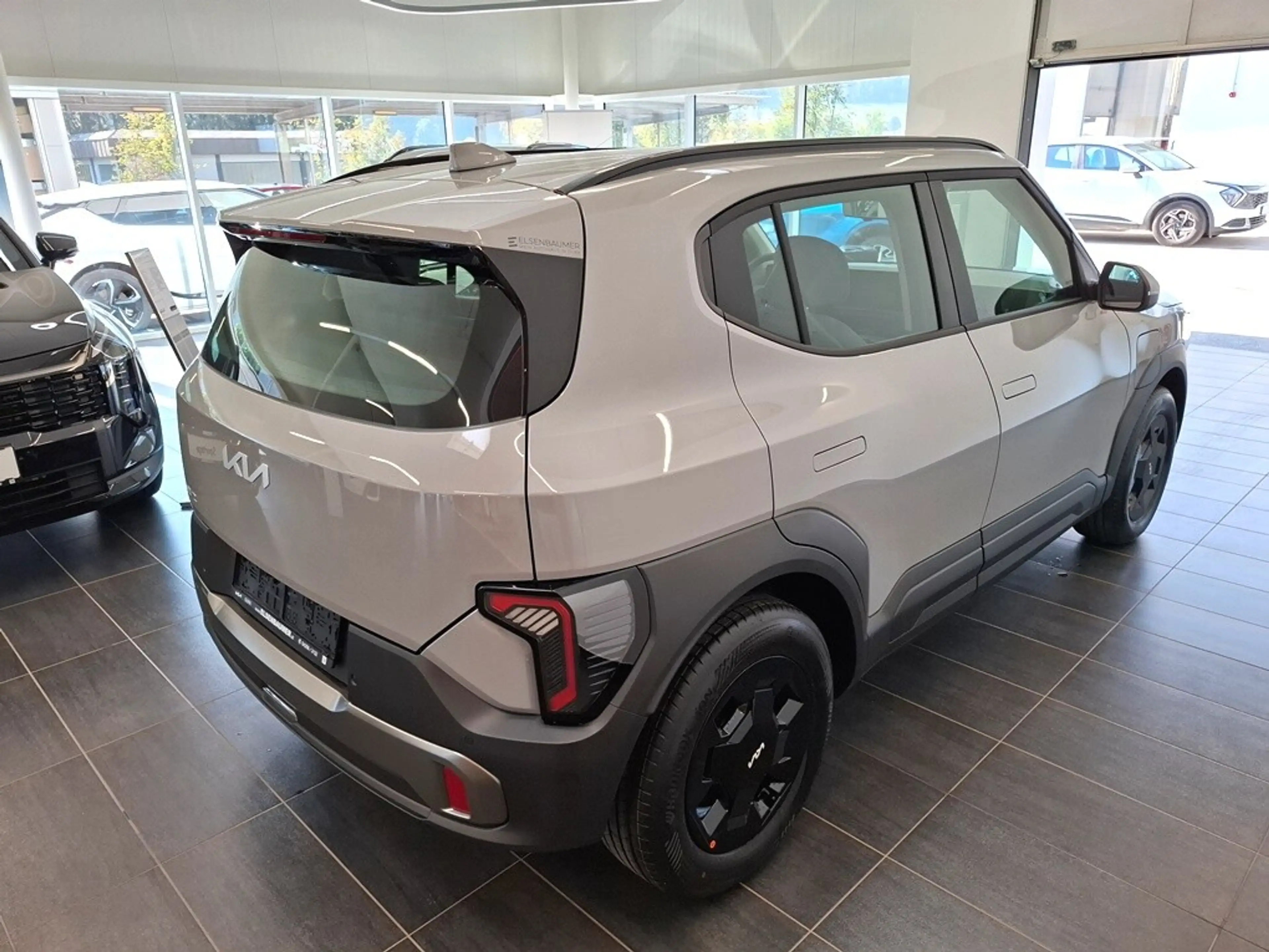 Kia EV2 4S FWD 61kWh Earth — photo 4