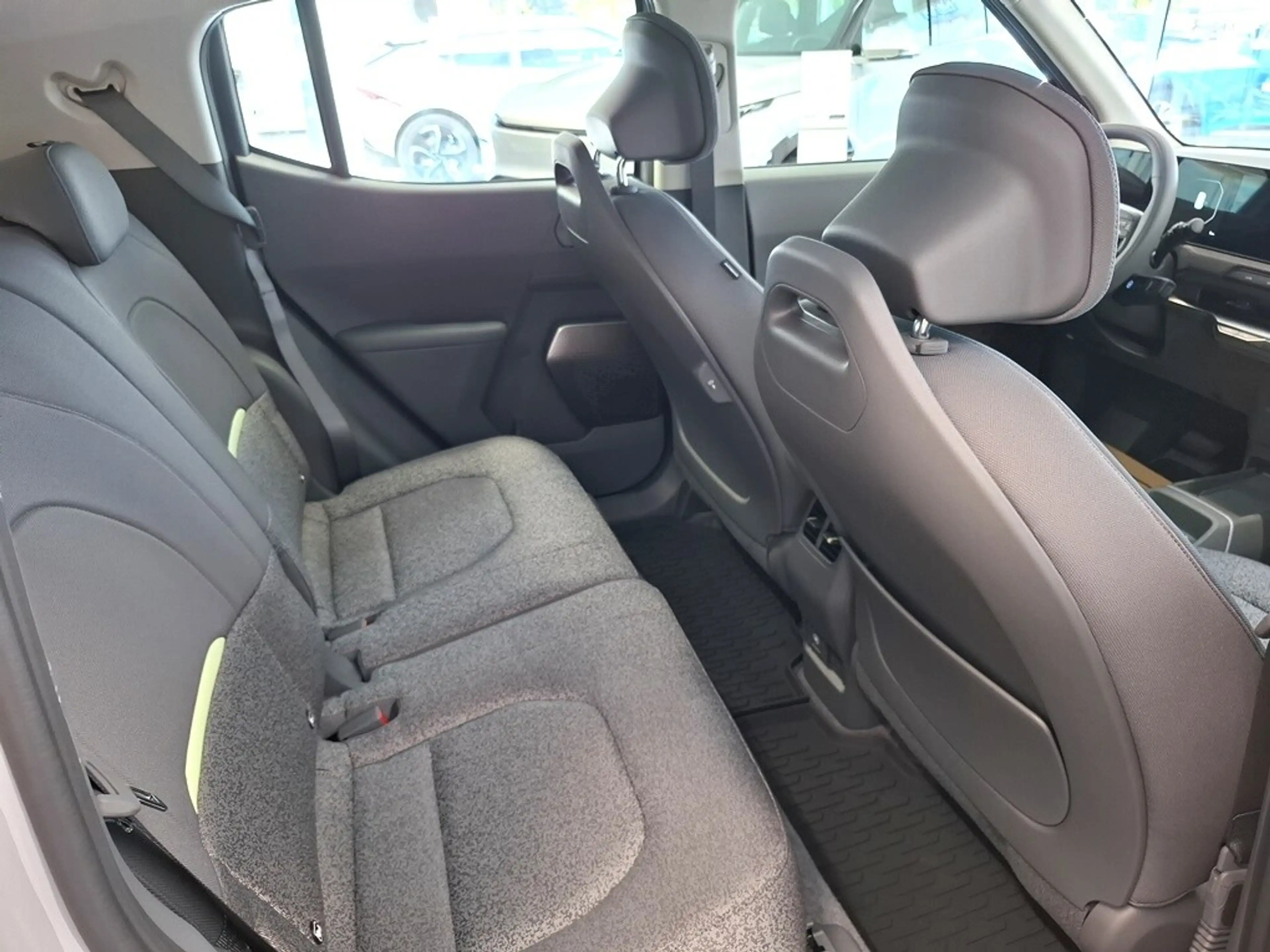 Kia EV2 4S FWD 61kWh Earth — photo 9