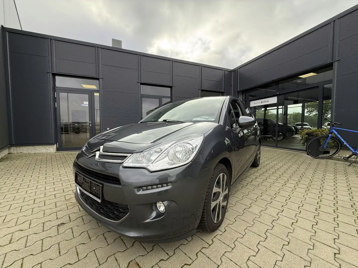 Citroen C3 1.6 HDI Selection Grijs - 1