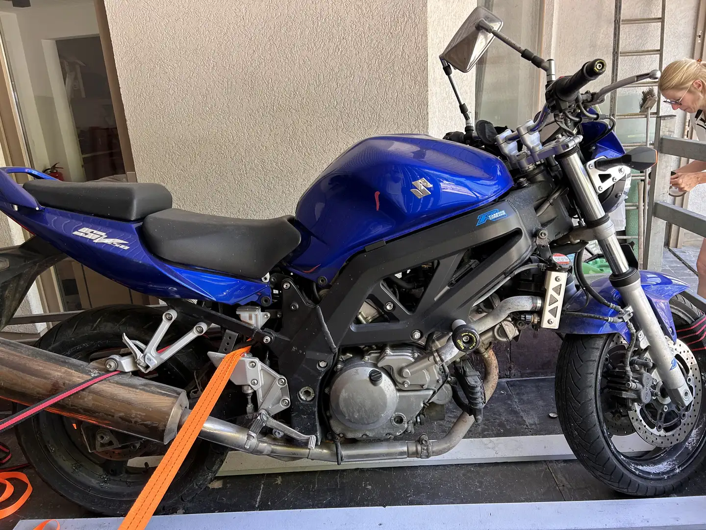 Suzuki SV 650 Suzuki SV, 650 bleu nuit - 1