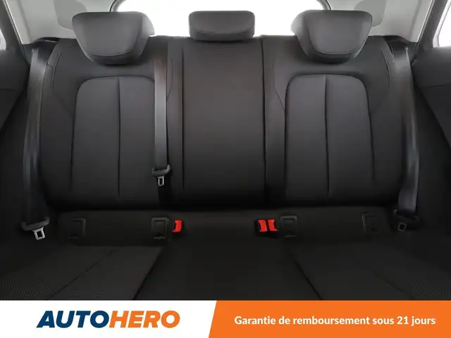 Audi Q2 view 15