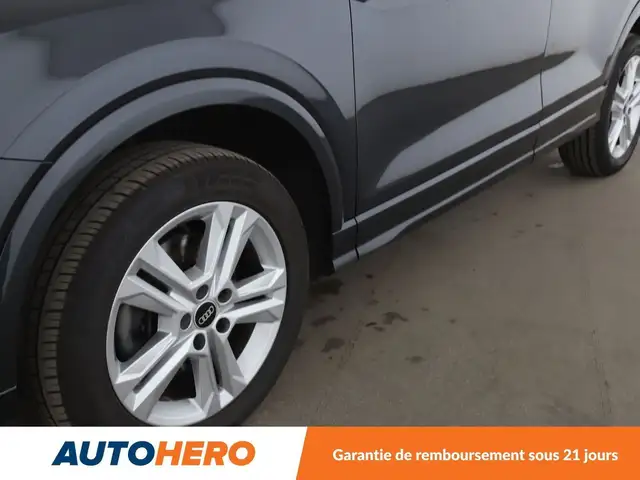 Audi Q2 view 30