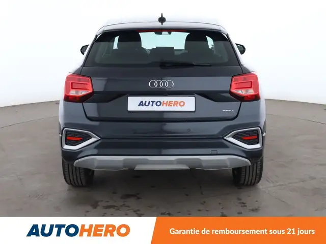 Audi Q2 view 5