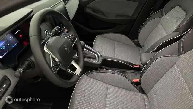 Renault Clio view 12