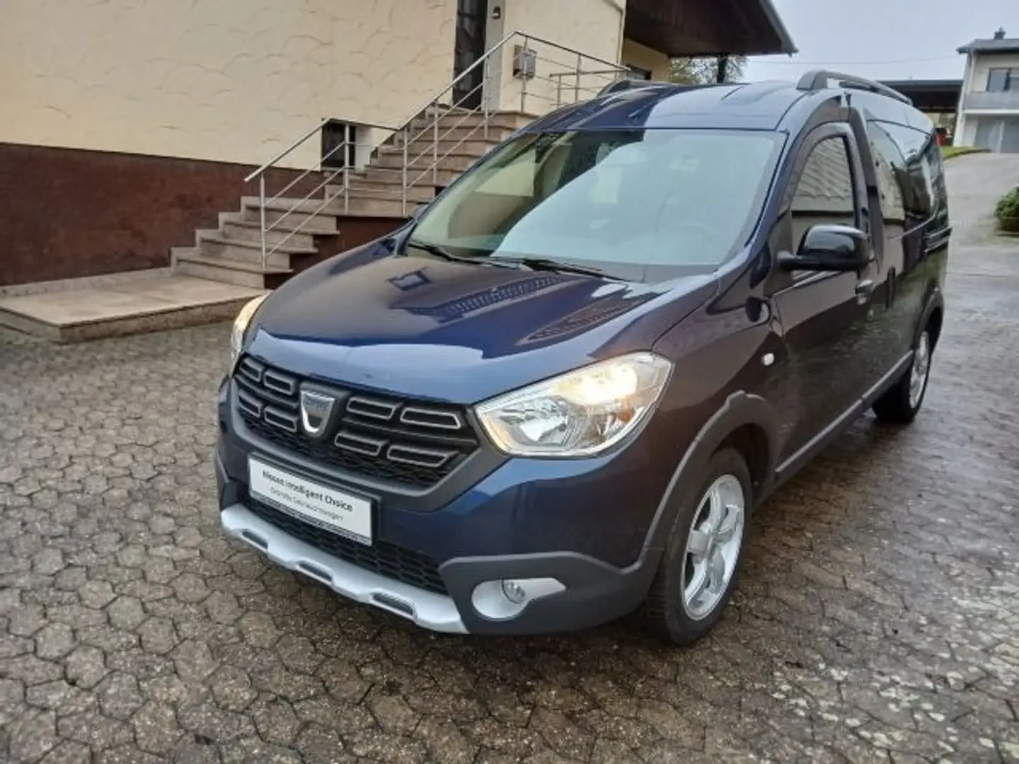 Dacia Dokker Stepway 1.5 dCi 90 Celebration Navi SHZ Blau - 2