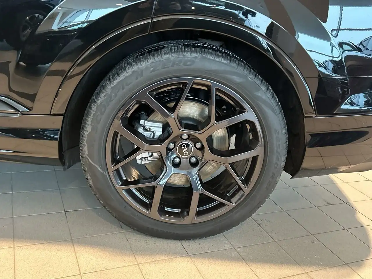 Audi Q7 снимка Audi Q7