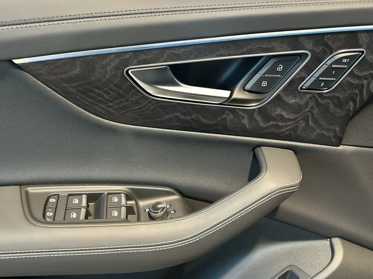 Audi Q7 снимка Audi Q7