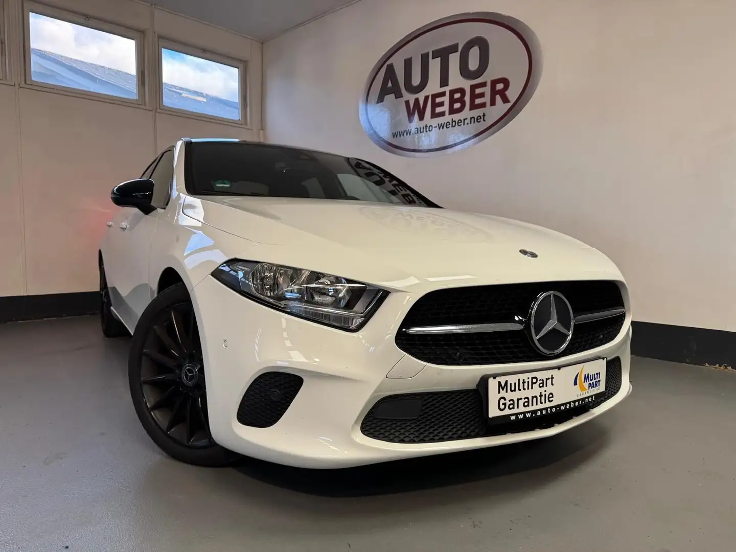 Mercedes-Benz A 200 D LIM. PROGRESSIVE*AUT*PANO*T-LEDER*CAM*SH Weiß - 1