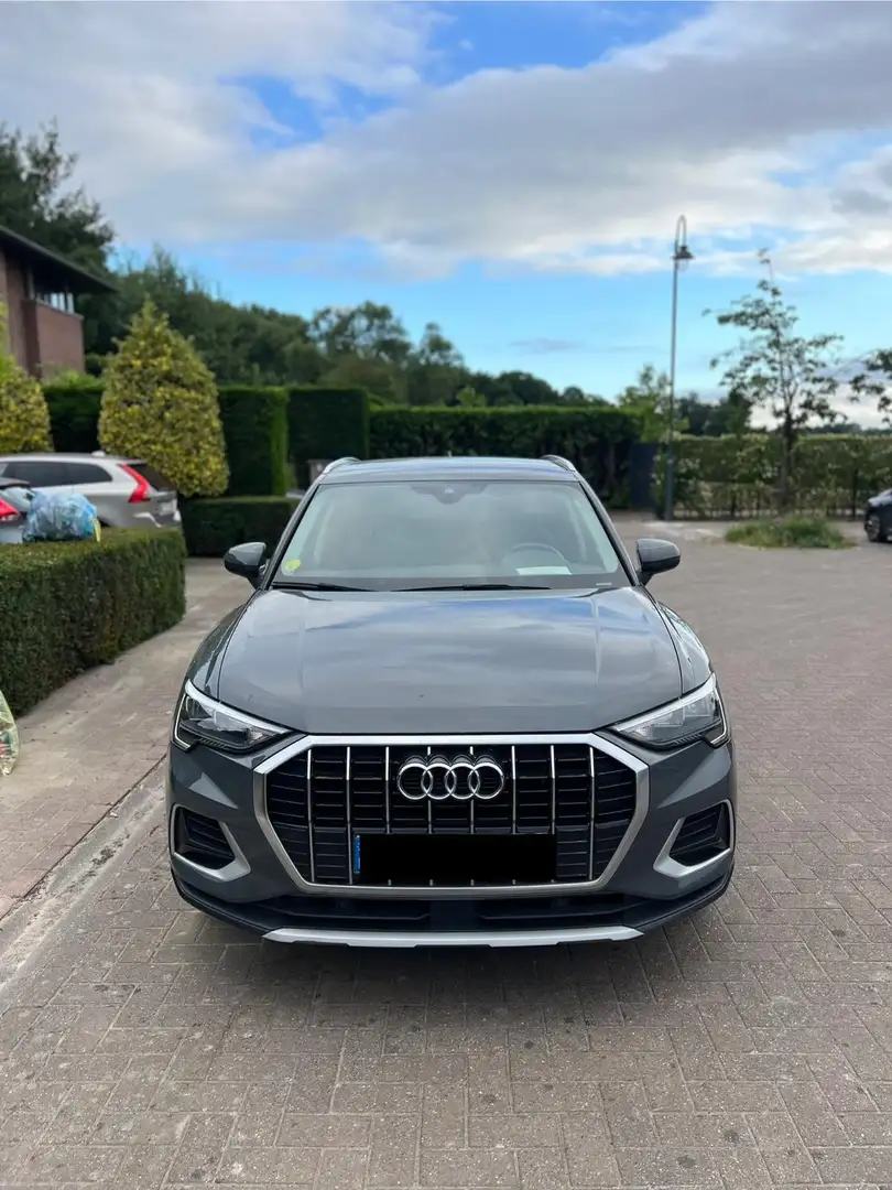Audi Q3 2019 - 1