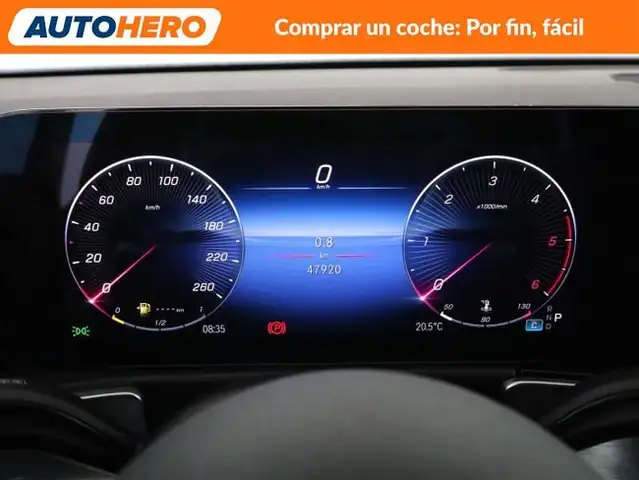 Mercedes-Benz GLB view 28