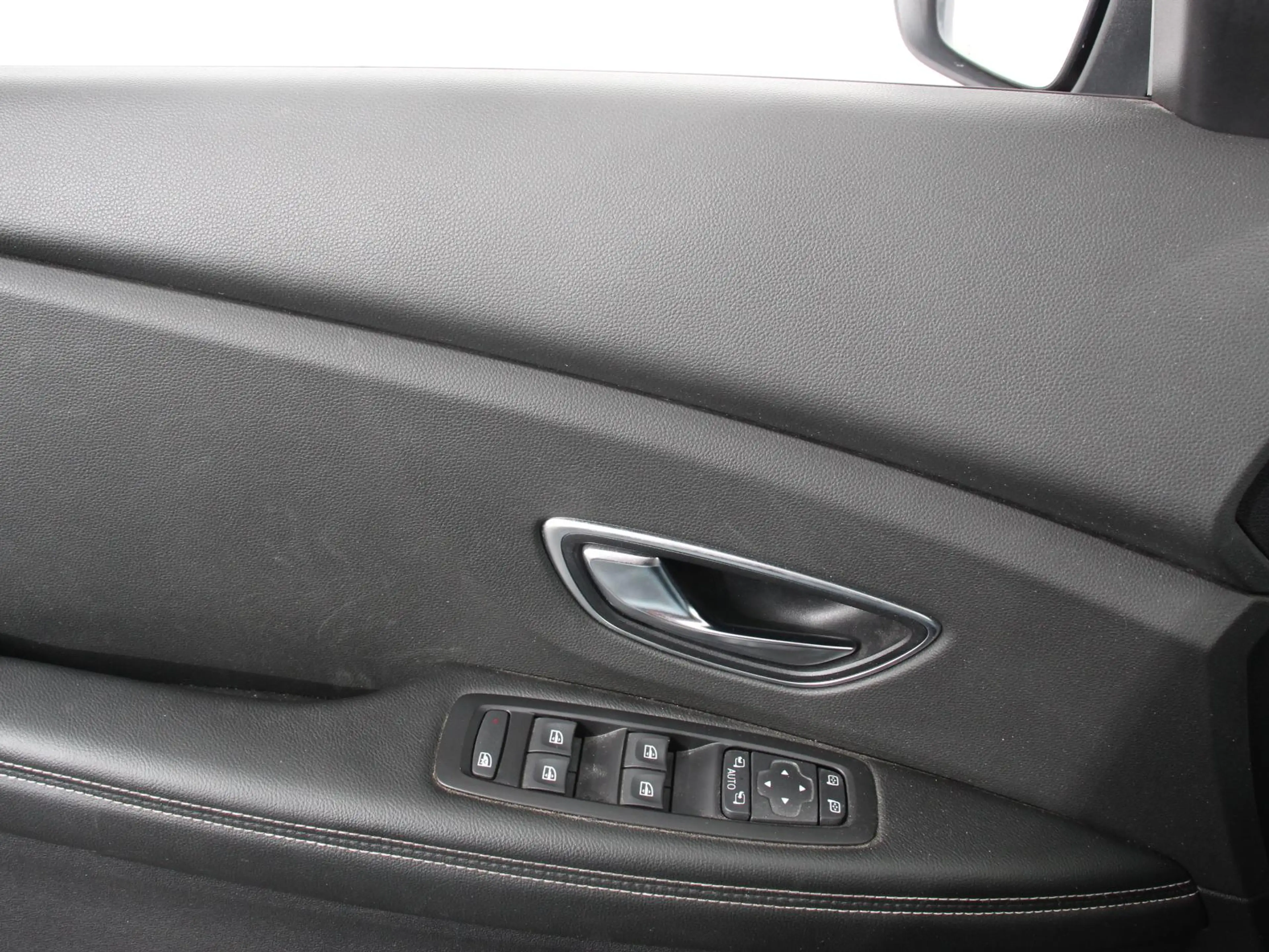 Renault Grand Scenic 1.2 TCe Zen Navigatie Trekhaak Climate Control Par — photo 11