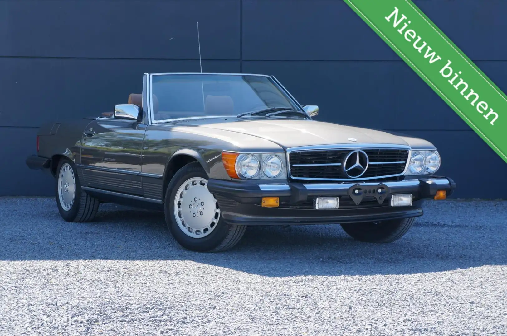 Mercedes-Benz SL 560 SL 1986 Roadster/Convertible USA Spec Grau - 1